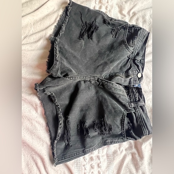 jean shorts - Picture 1 of 2